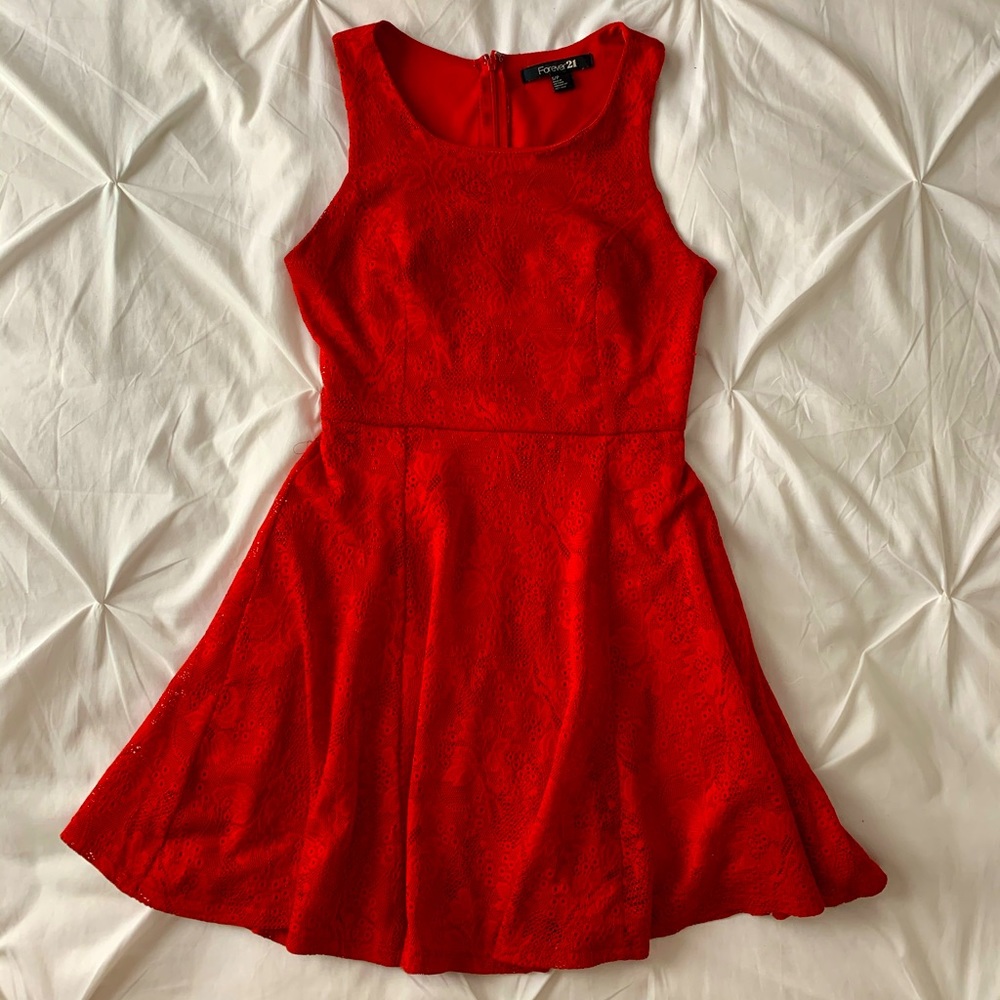 Lace Spring/Summer Dress - Picture 2 of 5
